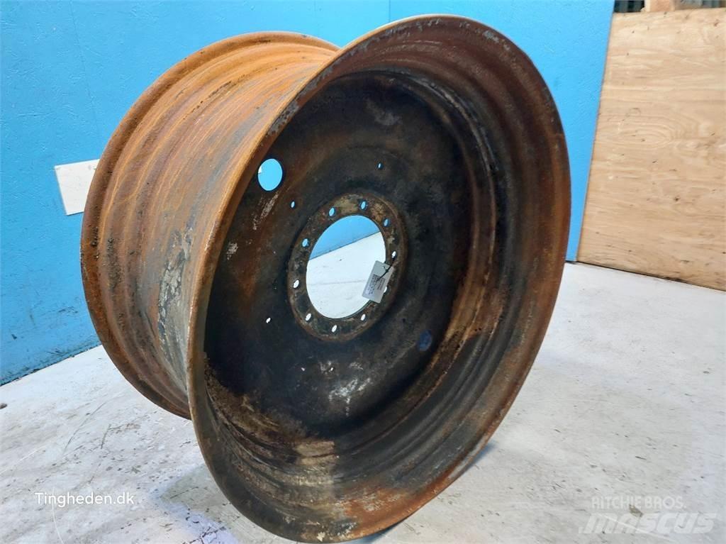 Case IH R42 Pneumatici, ruote e cerchioni