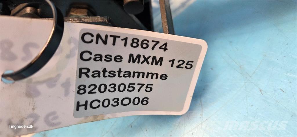 CASE Maxxum 125 Cabine e interni