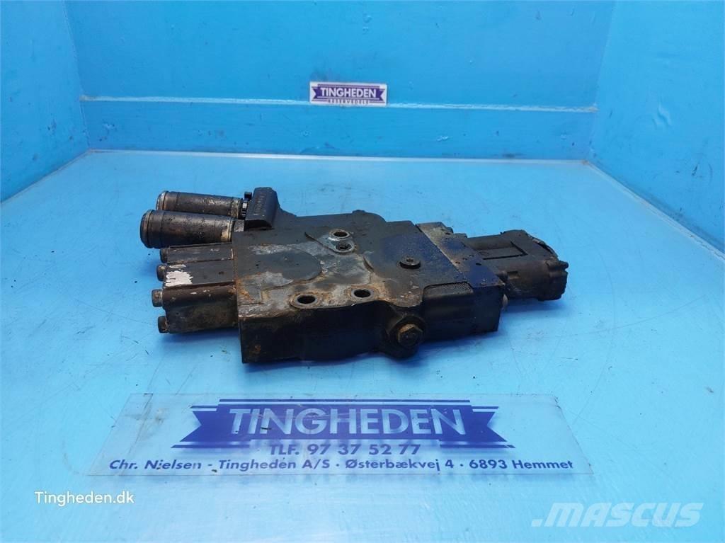 CASE Puma 185 Componenti idrauliche