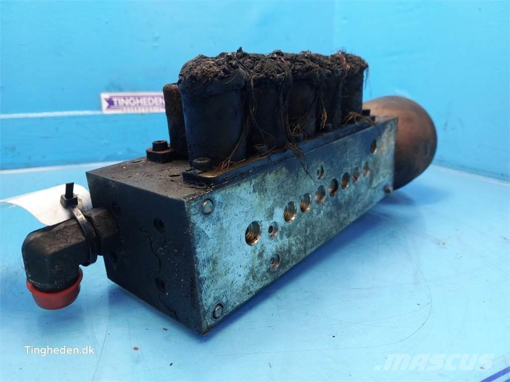CASE Puma 185 Componenti idrauliche