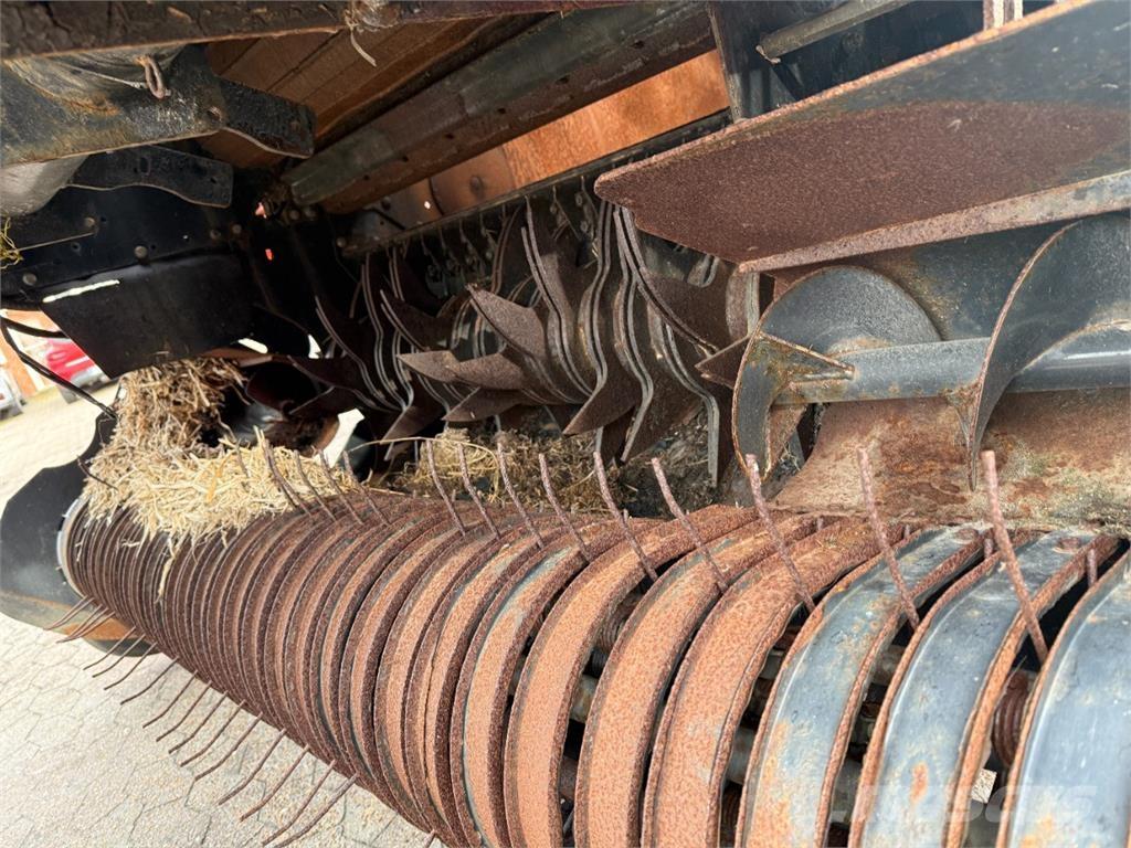 CASE RB464 Rotopresse