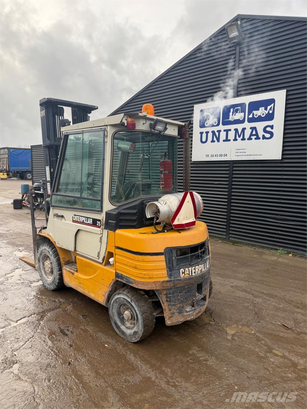 CAT GP25 Carrelli elevatori GPL