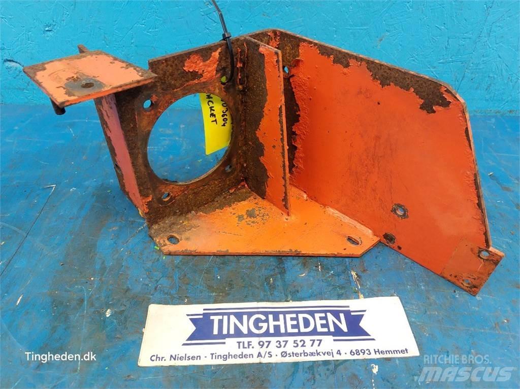 Deutz 1124 Accessori per mietitrebbiatrici