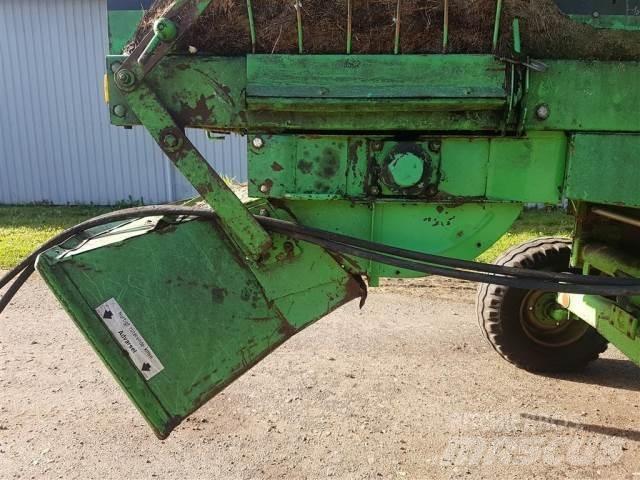 Deutz-Fahr M2680 Accessori per mietitrebbiatrici