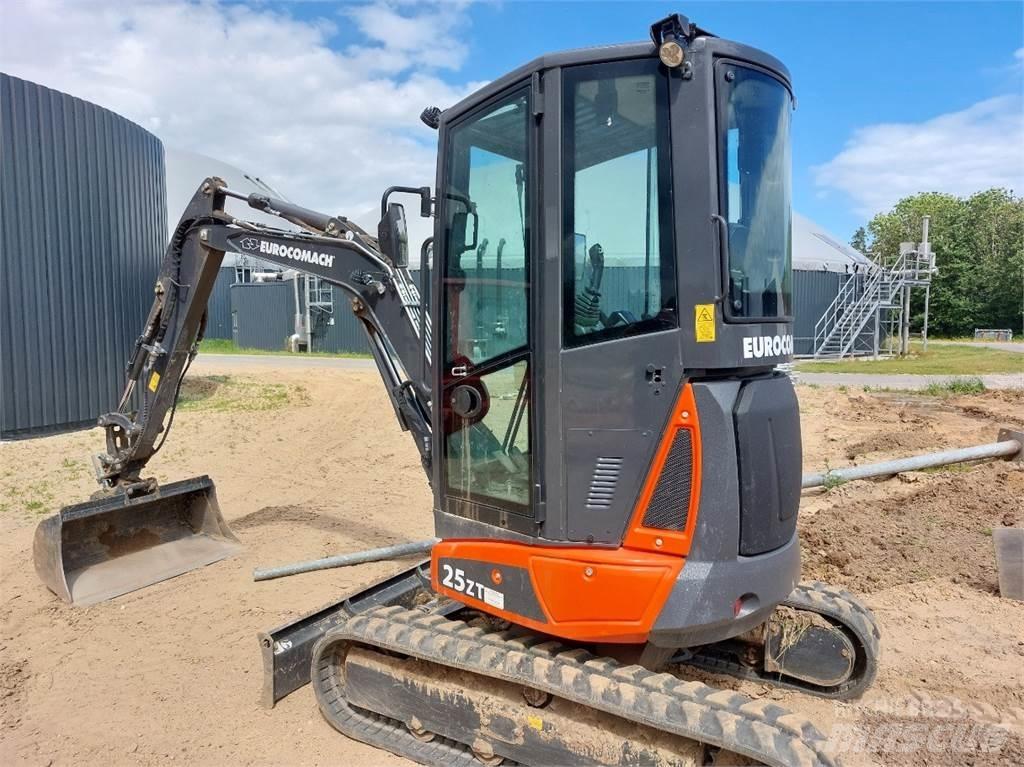 Eurocomach 25ZT Miniescavatori