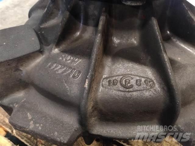 Fendt 6335 Accessori per mietitrebbiatrici
