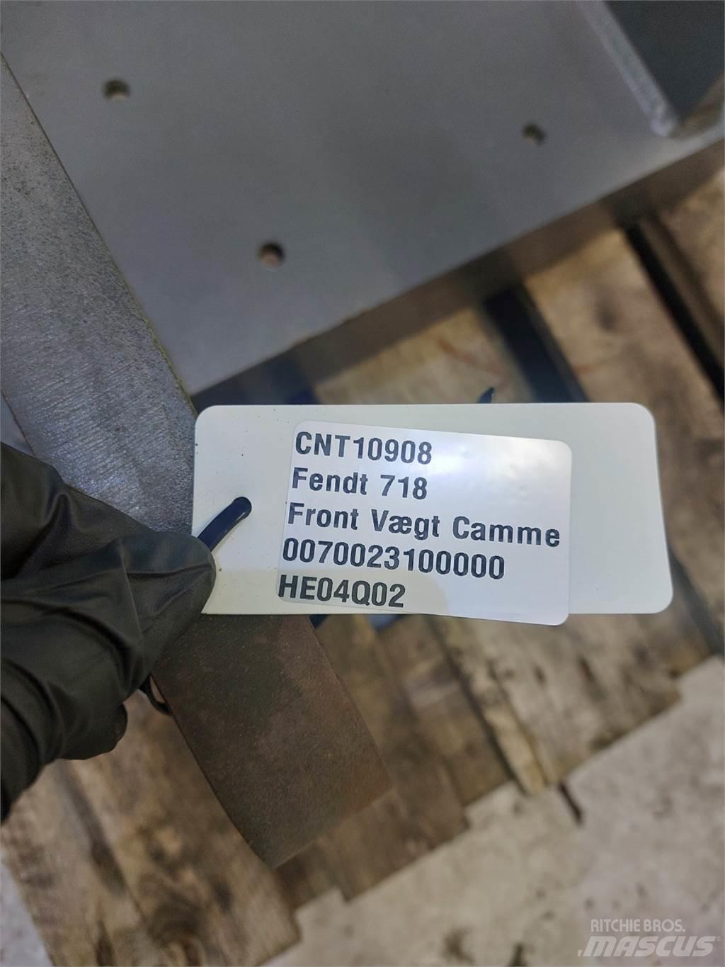 Fendt 718 Zavorre anteriori