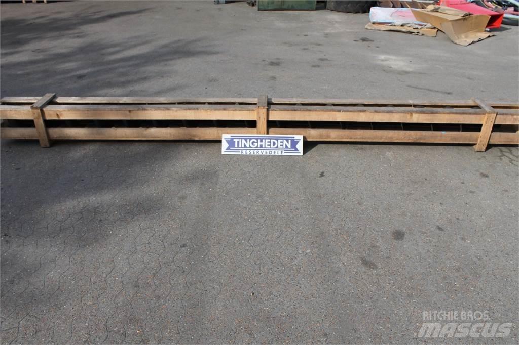Fendt 8350 Accessori per mietitrebbiatrici