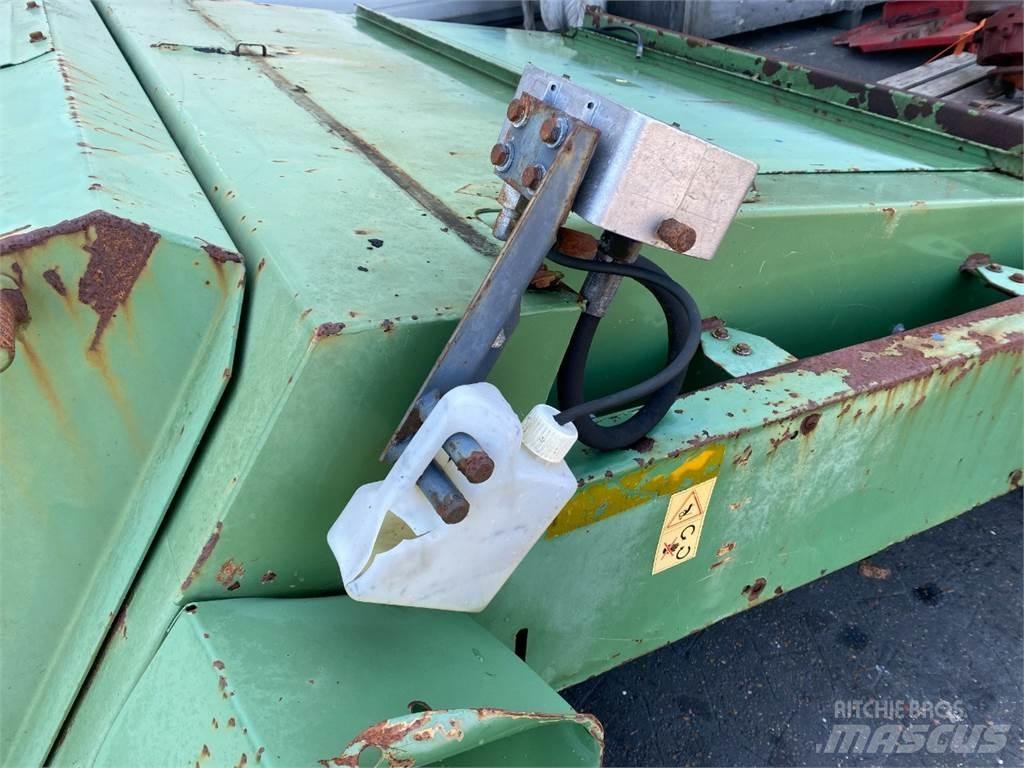 Fendt 8350 Accessori per mietitrebbiatrici