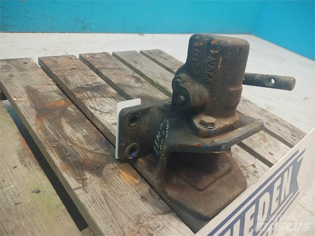 Fendt 8400P Accessori per mietitrebbiatrici