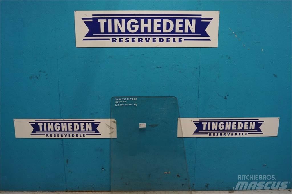Ford 550 Cabine e interni