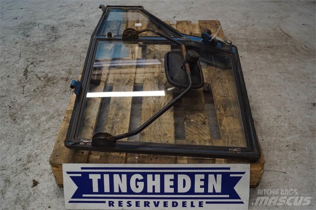 Ford 6410 Cabine e interni