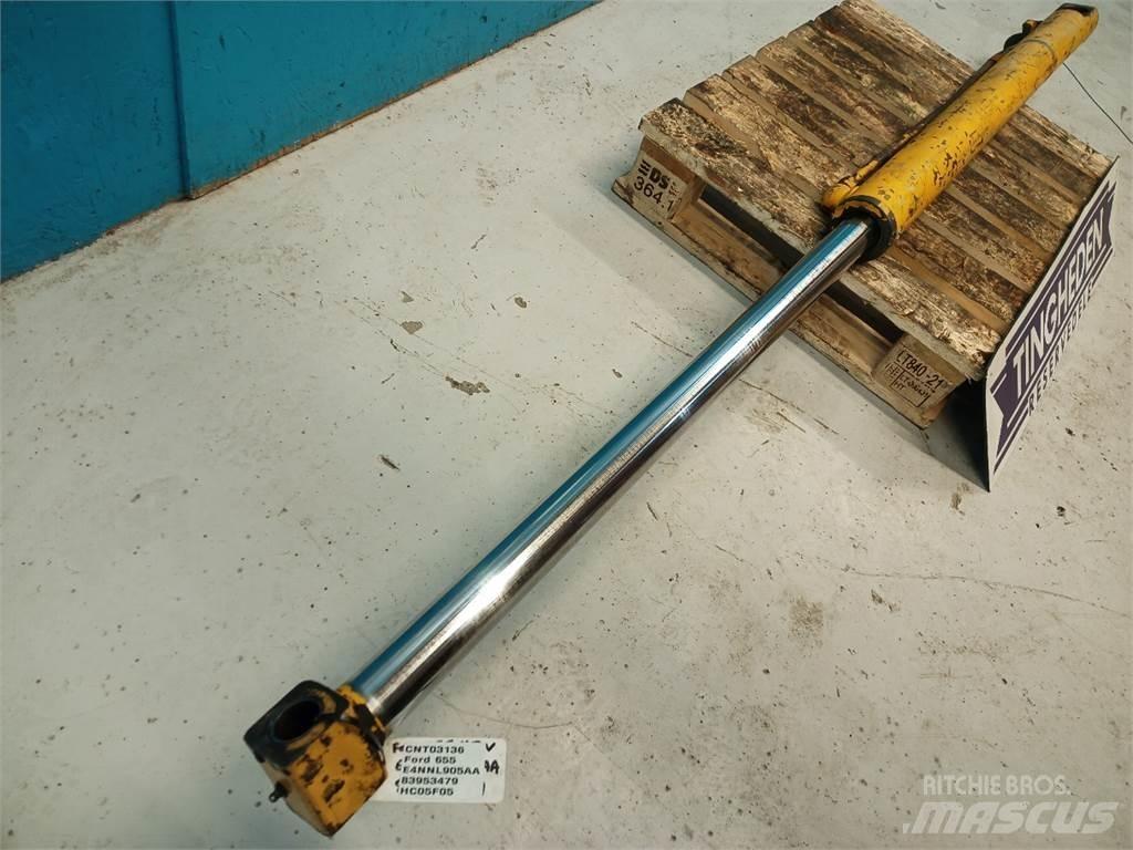 Ford 655 Bracci e avambracci