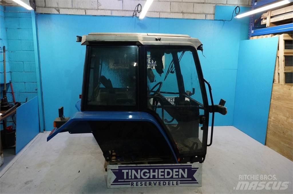 Ford 6640 Cabine e interni