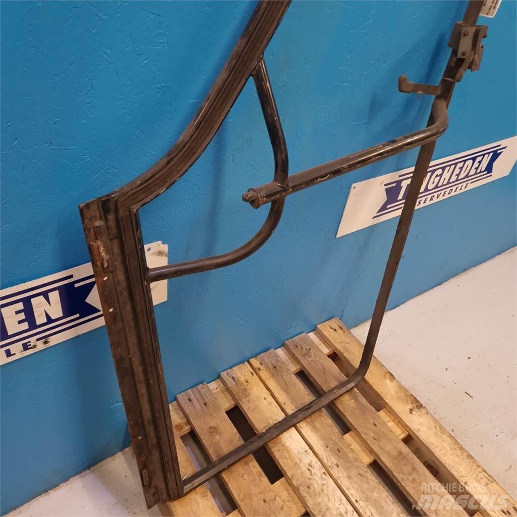 Ford 7740 Cabine e interni