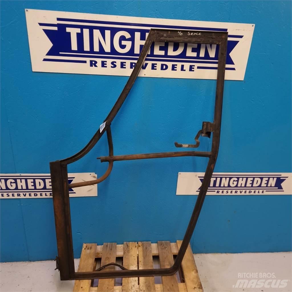 Ford 7740 Cabine e interni
