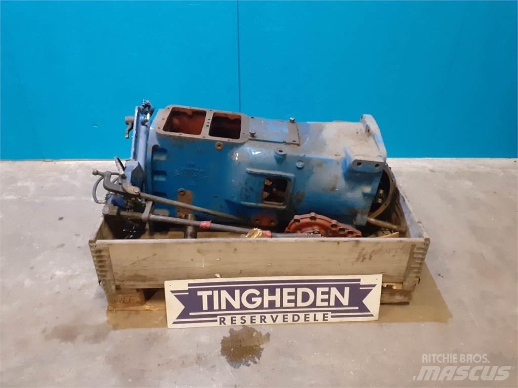 Ford 8210 Trasmissione