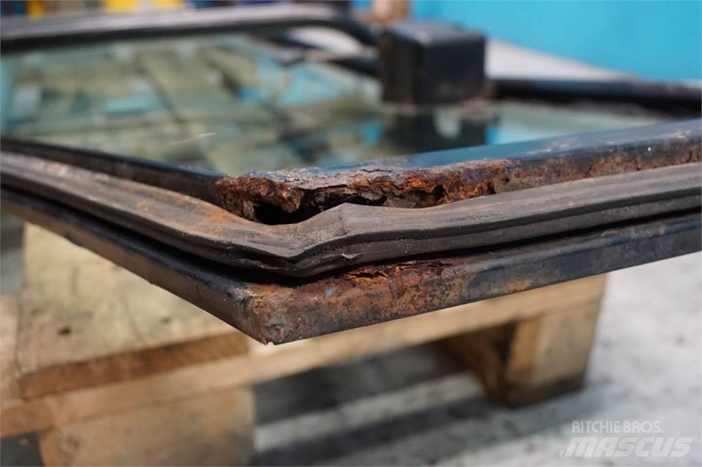Ford 8340 Cabine e interni