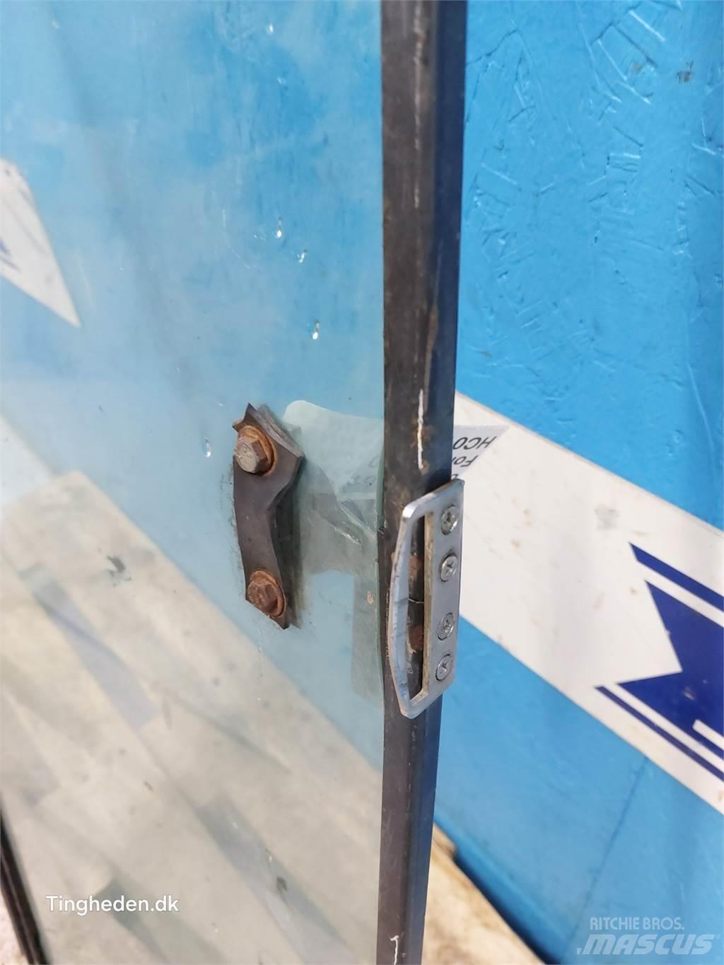 Ford 8630 Cabine e interni