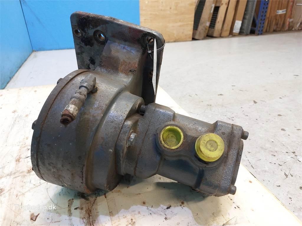 Ford 8870 Componenti idrauliche