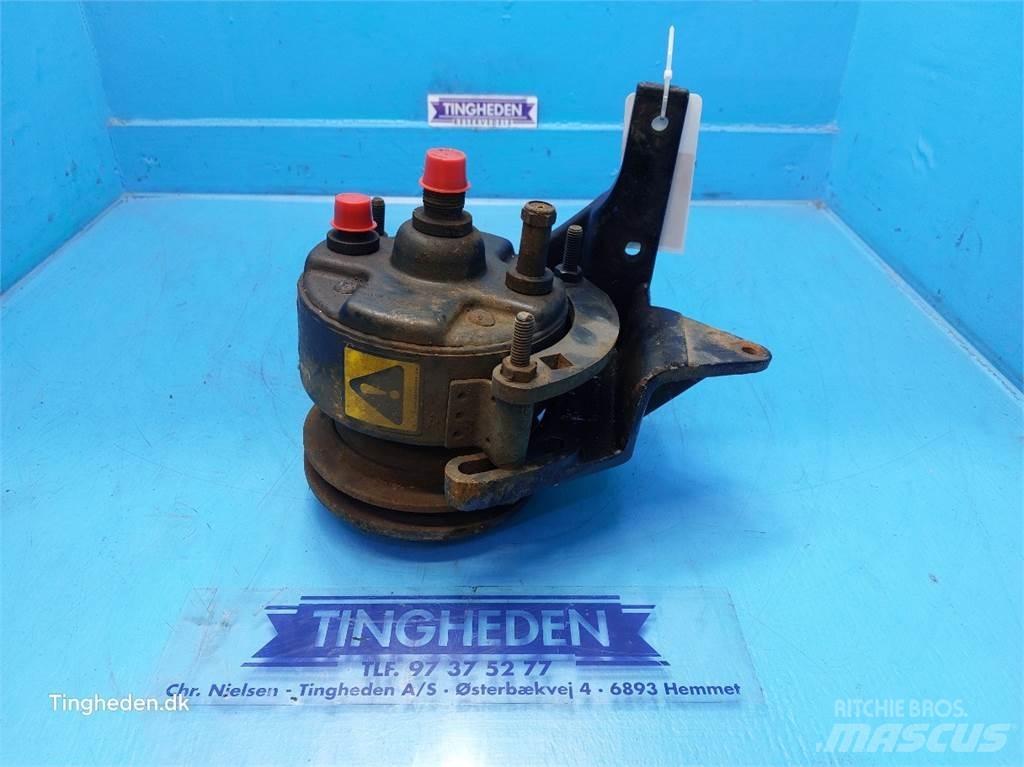 Ford TW15 Radiatori