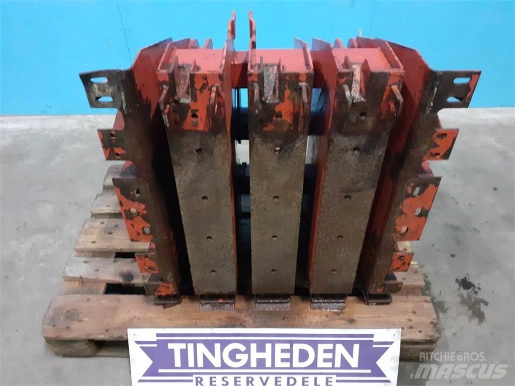 Hesston 4700 Altri macchinari per falciare e trinciare