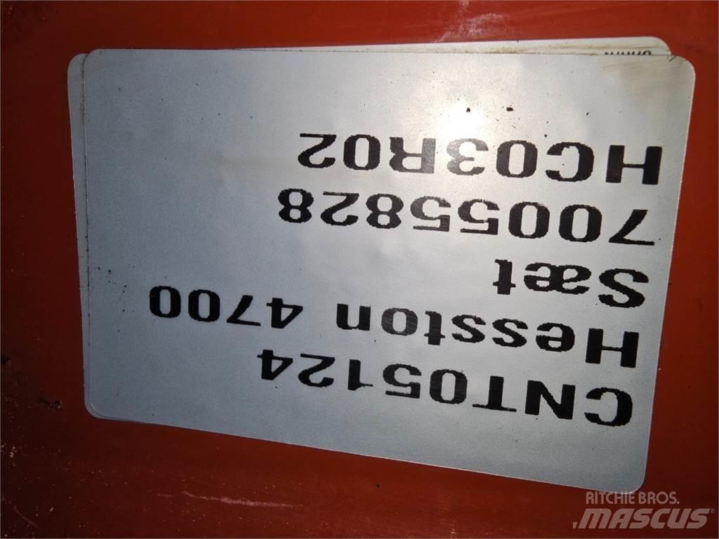 Hesston 4700 Altri macchinari per falciare e trinciare