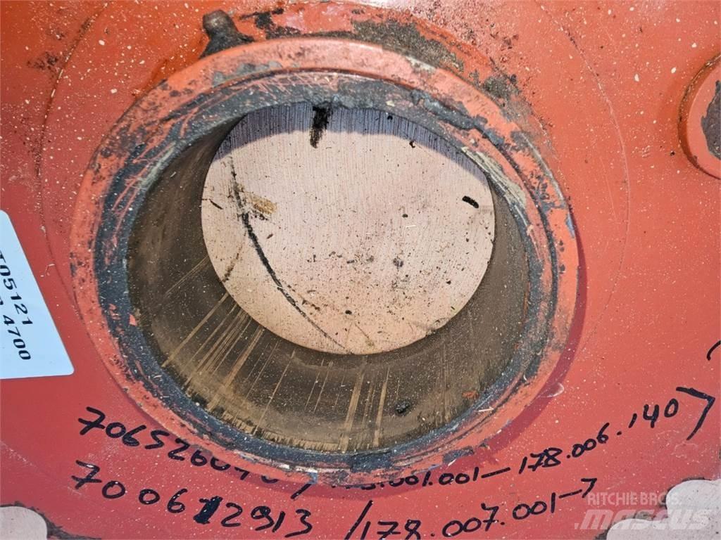 Hesston 4700 Altri macchinari per falciare e trinciare