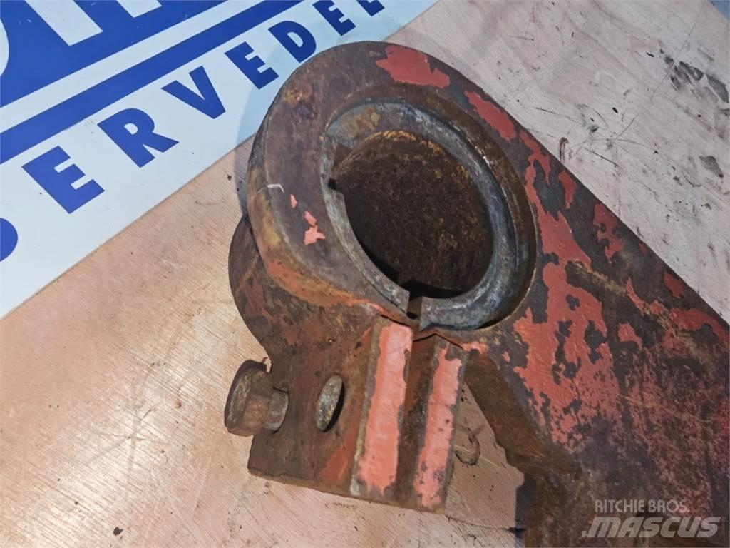 Hesston 4700 Altri macchinari per falciare e trinciare