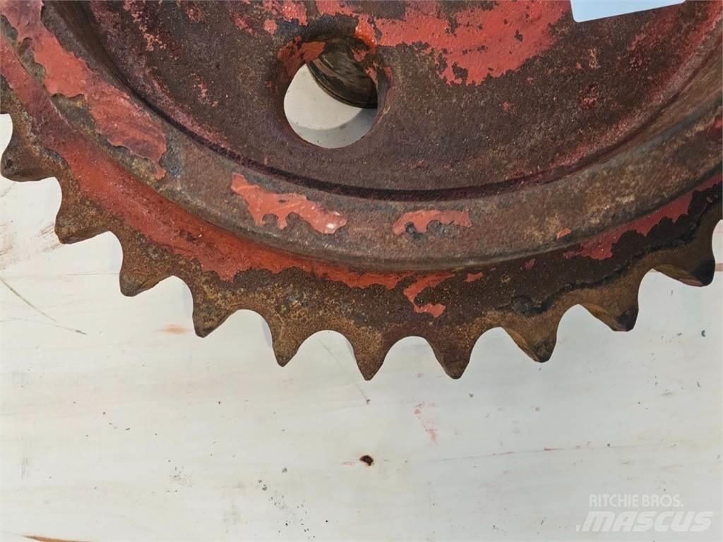Hesston 4700 Altri macchinari per falciare e trinciare
