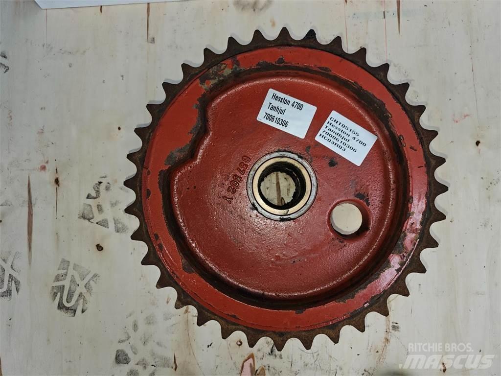 Hesston 4700 Altri macchinari per falciare e trinciare