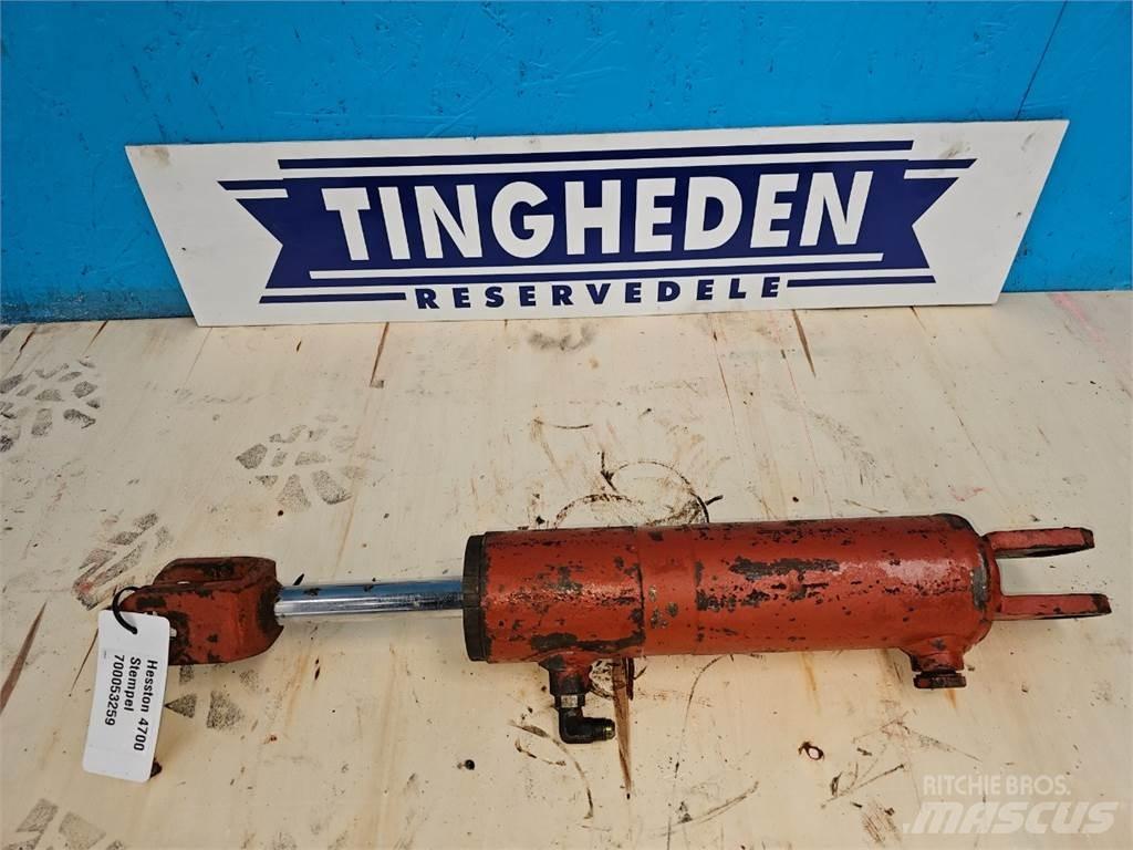 Hesston 4700 Componenti idrauliche