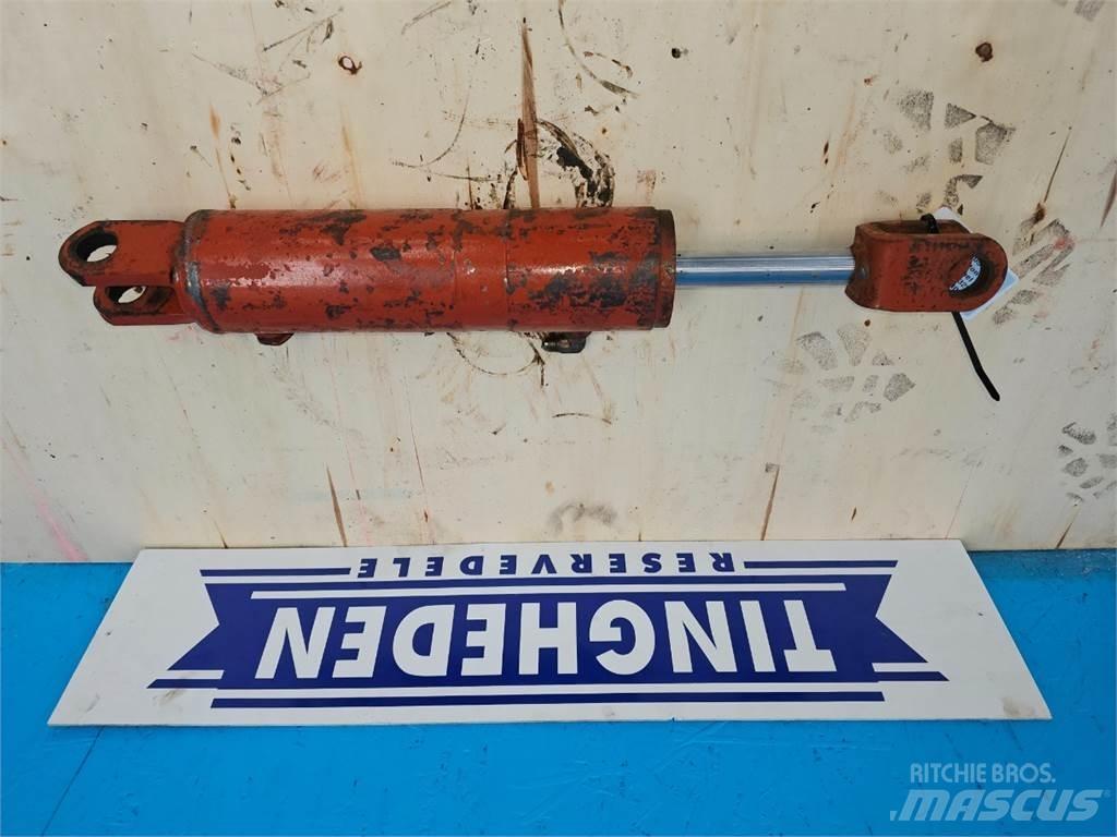 Hesston 4700 Componenti idrauliche