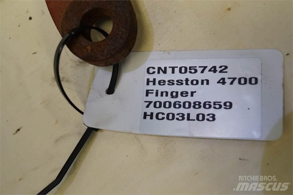 Hesston 4700 Pinze per balle
