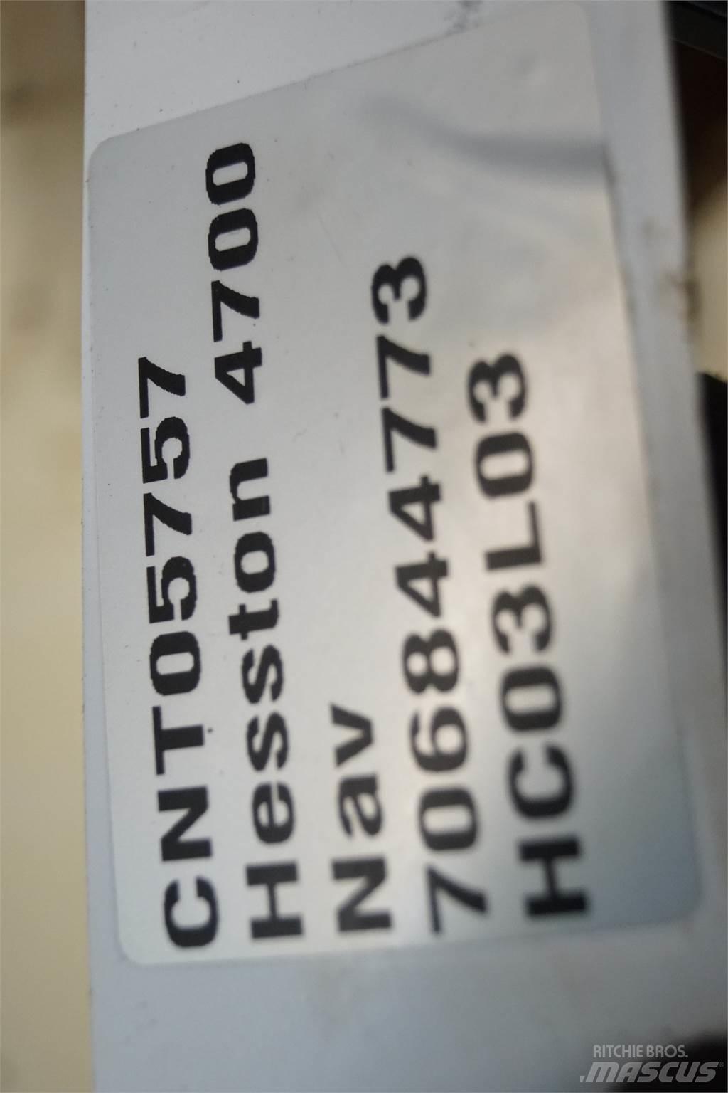 Hesston 4700 Altri macchinari per falciare e trinciare