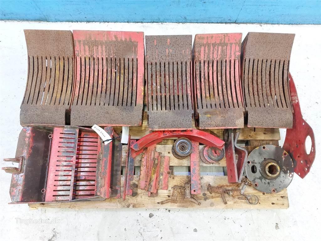 Hesston 4700 Accessori per mietitrebbiatrici