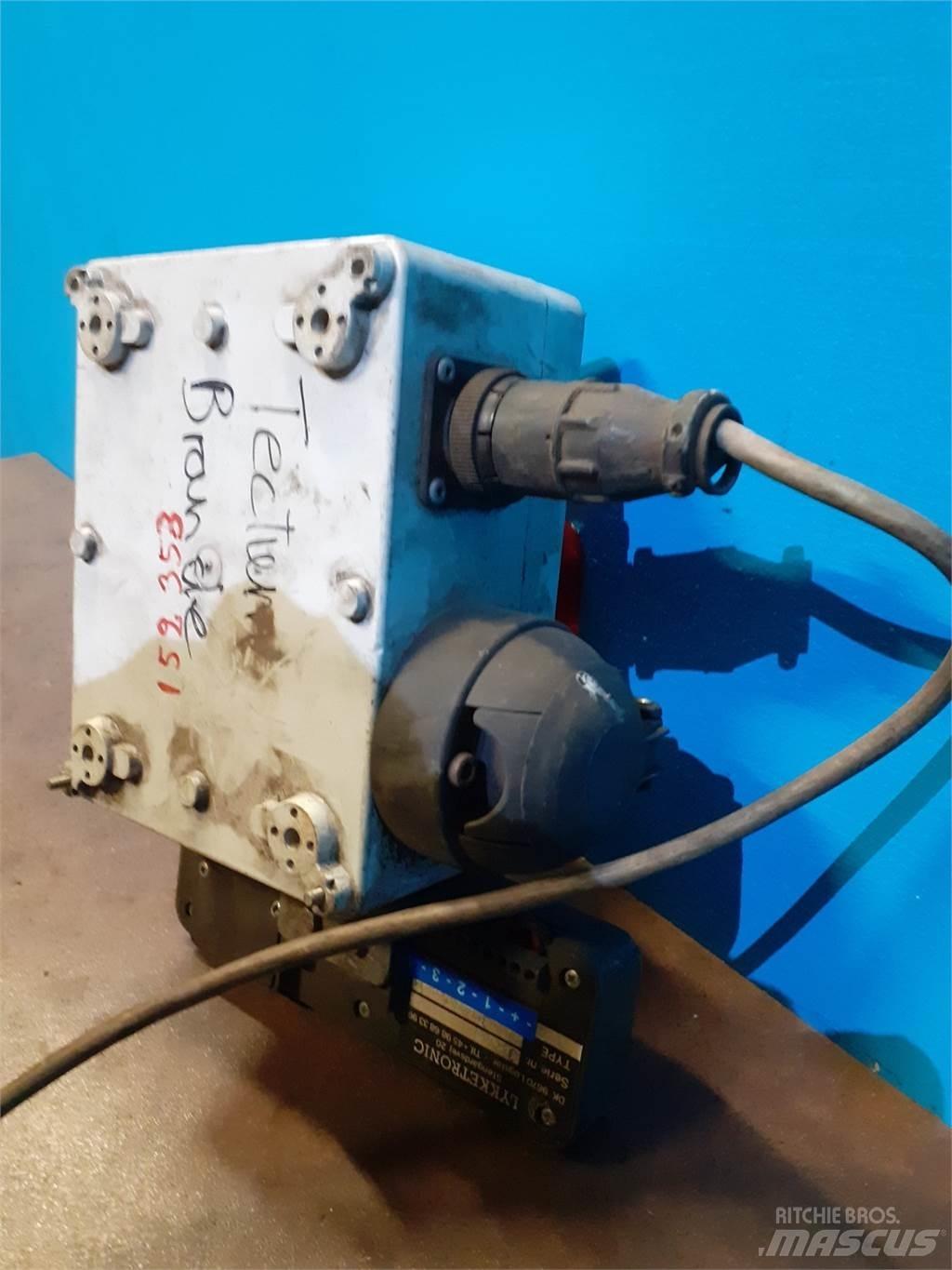Hesston 4800 Componenti elettroniche