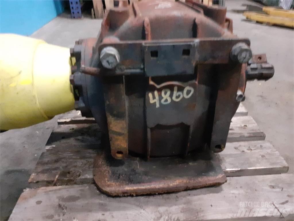 Hesston 4860S Trasmissione