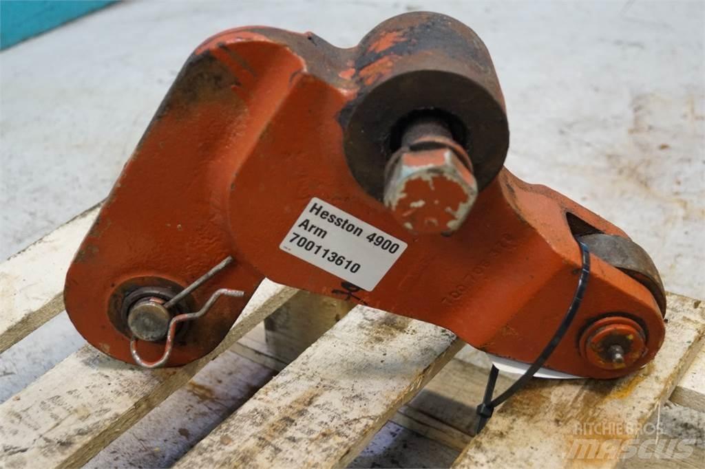 Hesston 4900 Pinze per balle