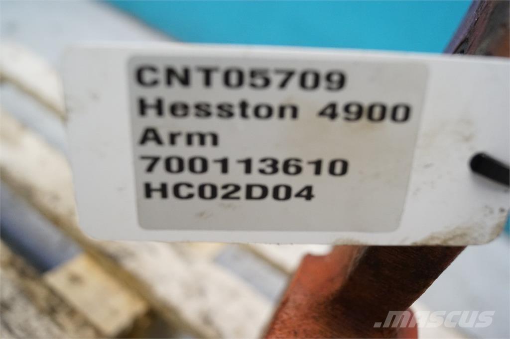 Hesston 4900 Pinze per balle