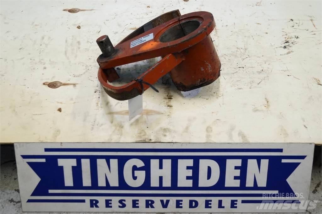 Hesston 4900 Altri macchinari per falciare e trinciare