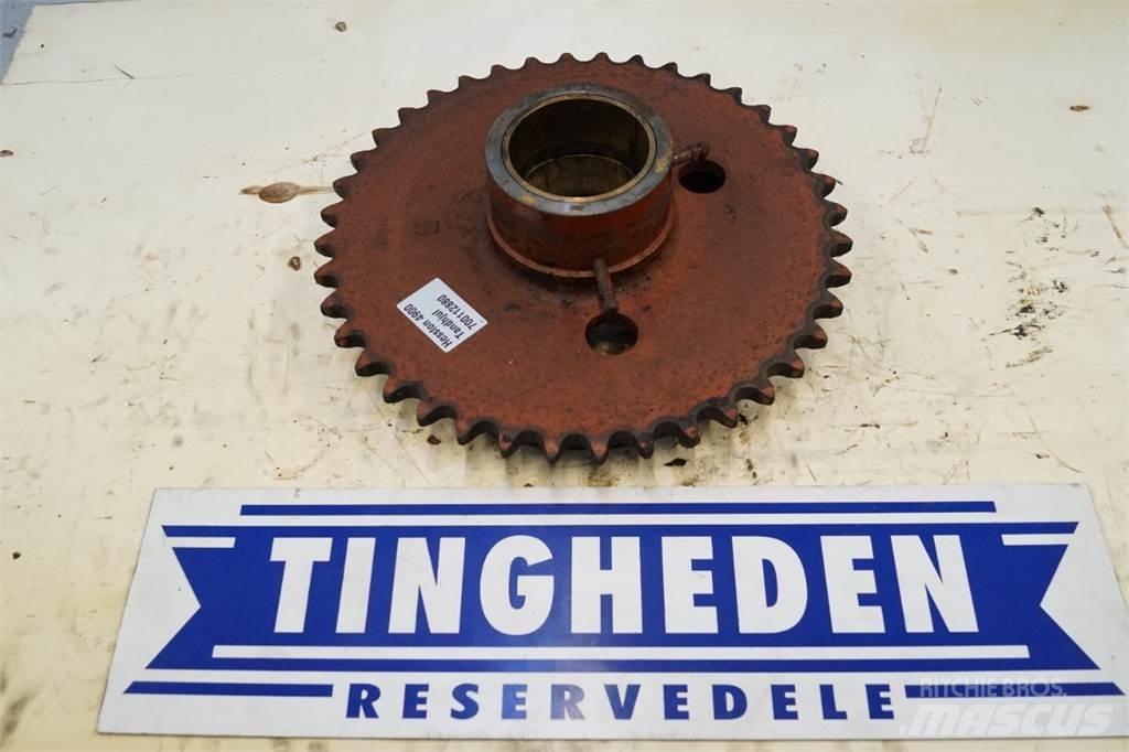 Hesston 4900 Altri macchinari per falciare e trinciare