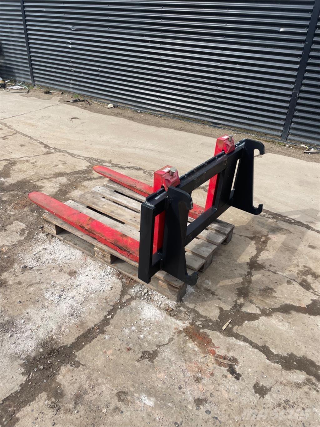 Hydrema 5000kg Forche
