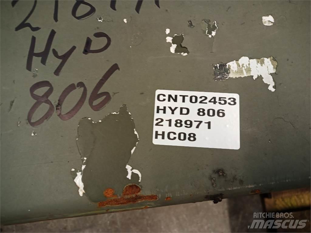 Hydrema 806 Retroescavatori