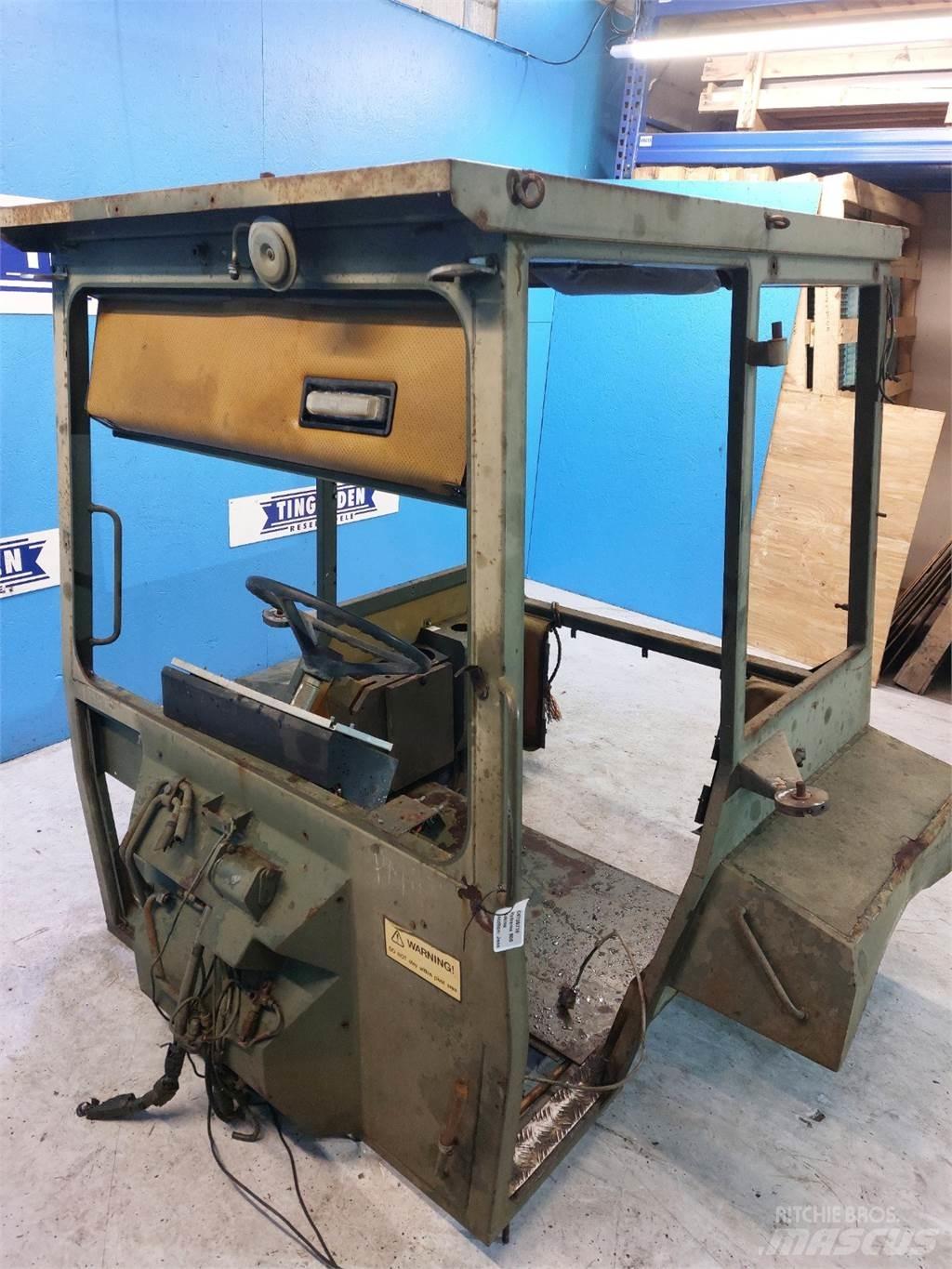 Hydrema 806 Cabine e interni