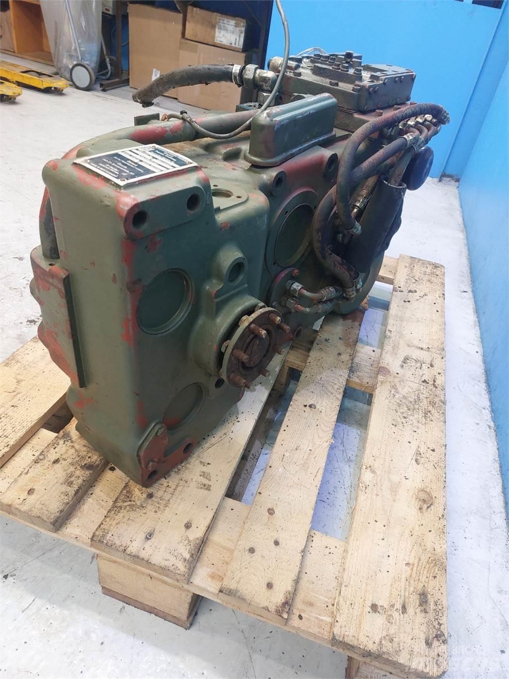 Hydrema 806 Trasmissione