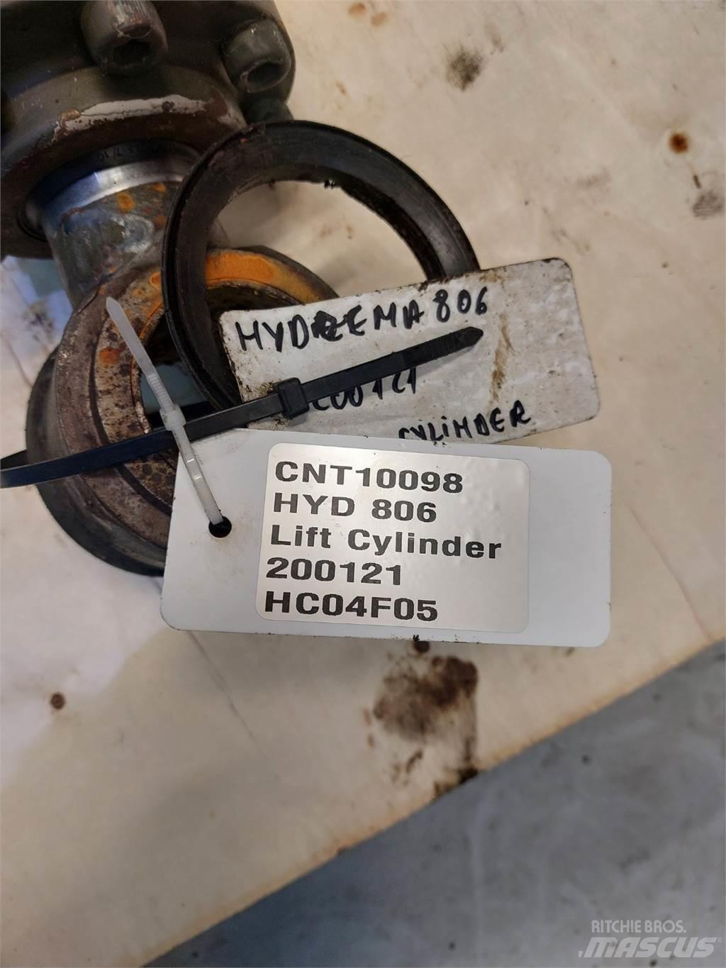 Hydrema 806 Retroescavatori