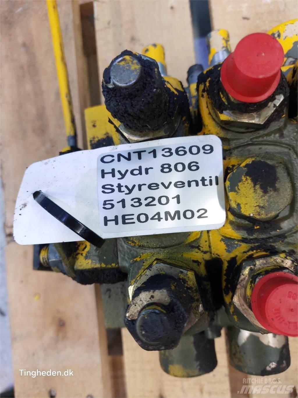Hydrema 806 Componenti idrauliche