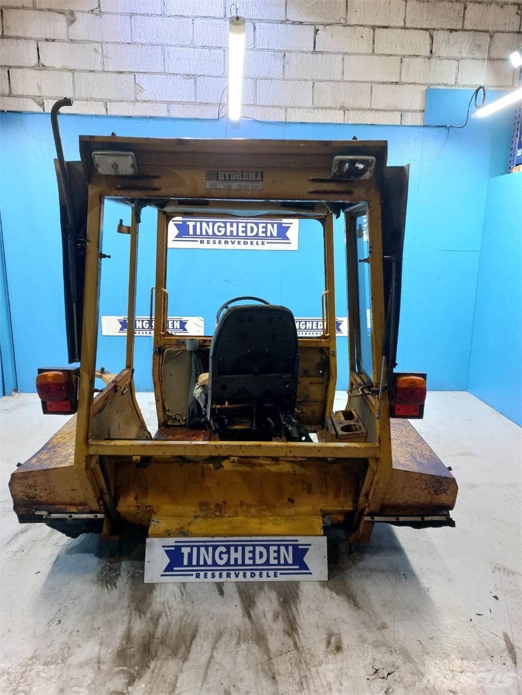 Hydrema 807 Cabine e interni