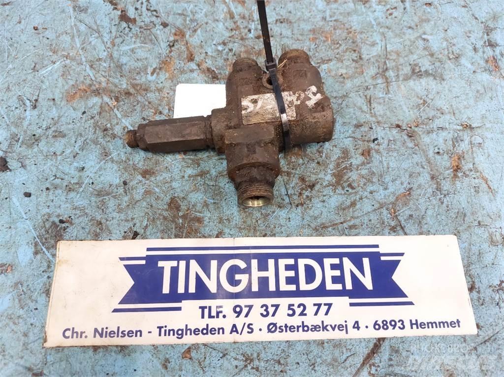 Hydrema 906 Componenti idrauliche